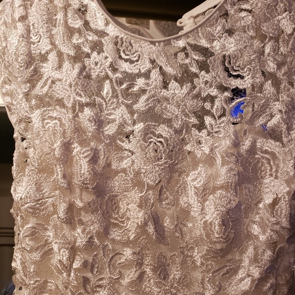 Wedding Dress - Picture 5 of 8